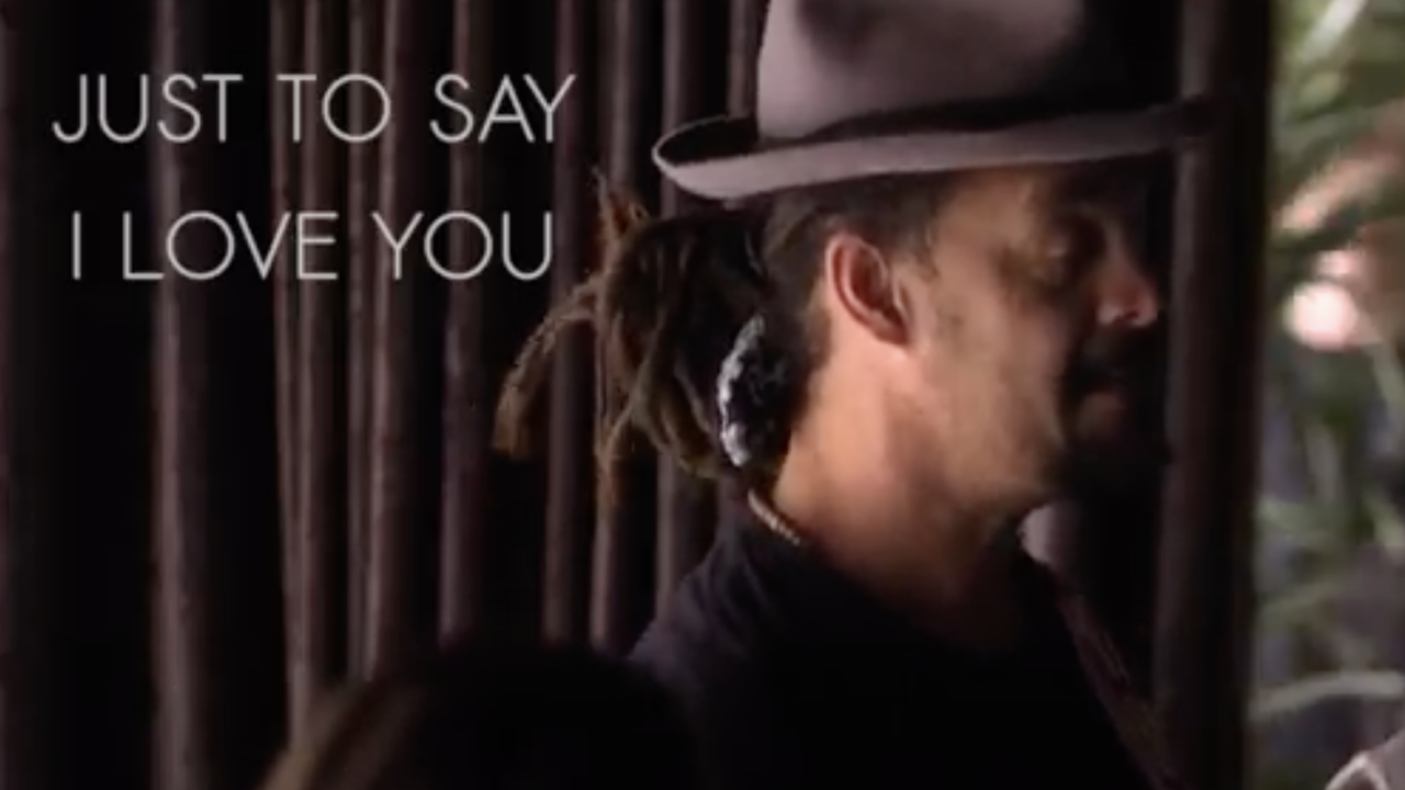 Live at KXCI: Michael Franti & Spearhead “Just to Say I Love You”